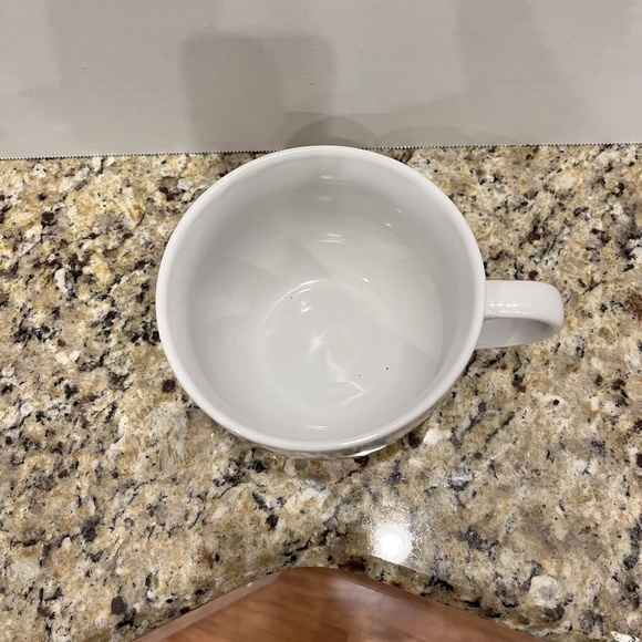 2011 Starbucks Holiday Holly & Berries 21.9 oz Coffee Mug - Picture 3 of 4